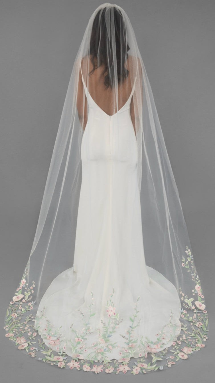 AVL0162ZZ1 Coloured Floral Lace Veil