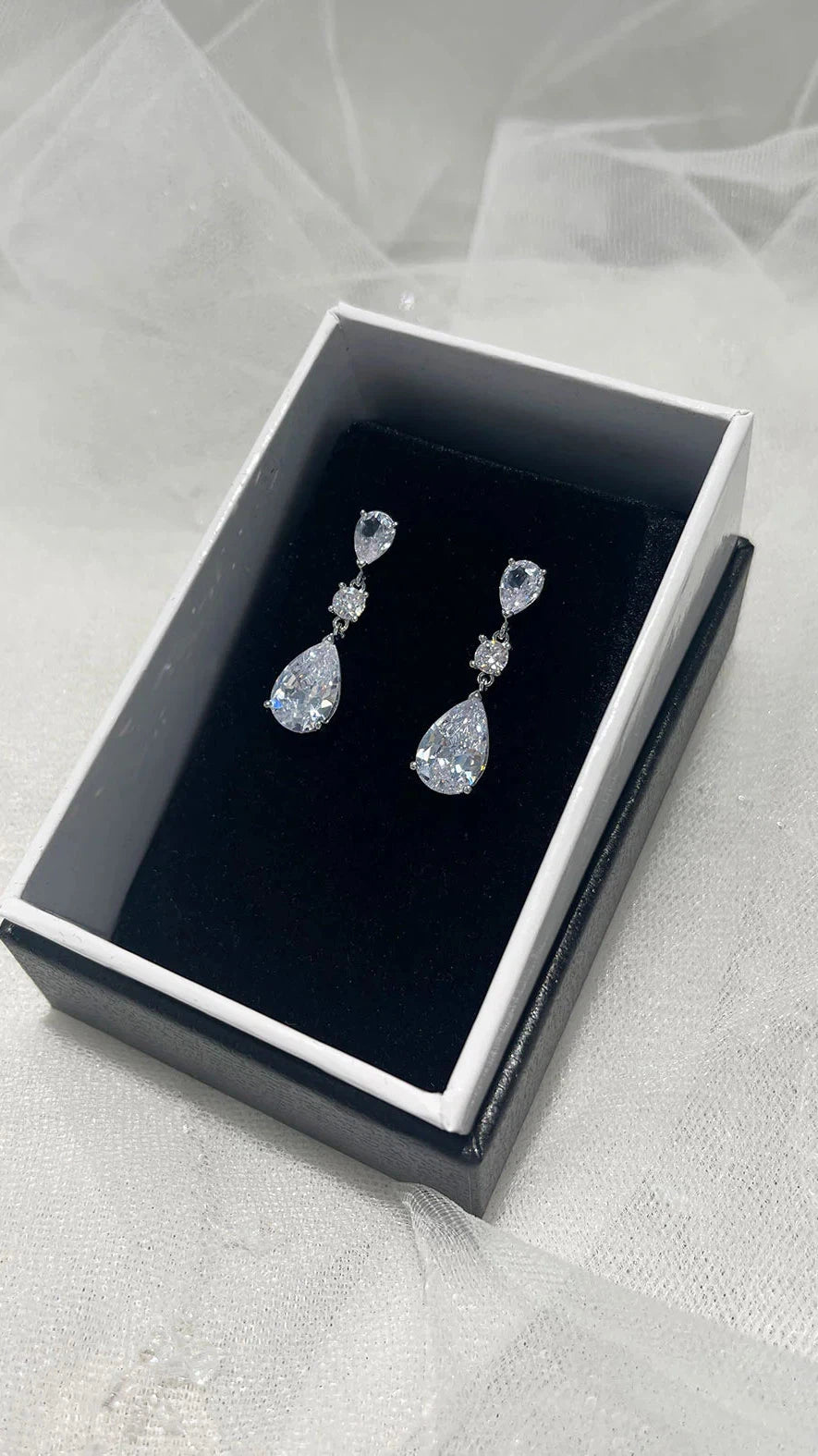 Regina Crystal Earring