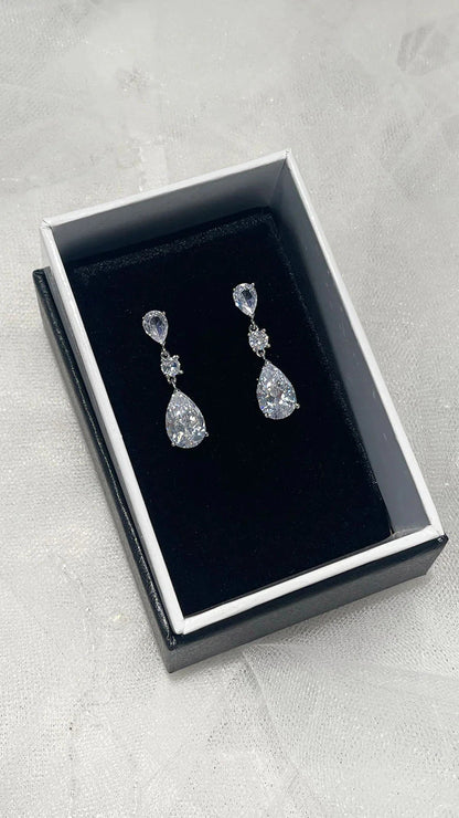 Regina Crystal Earring