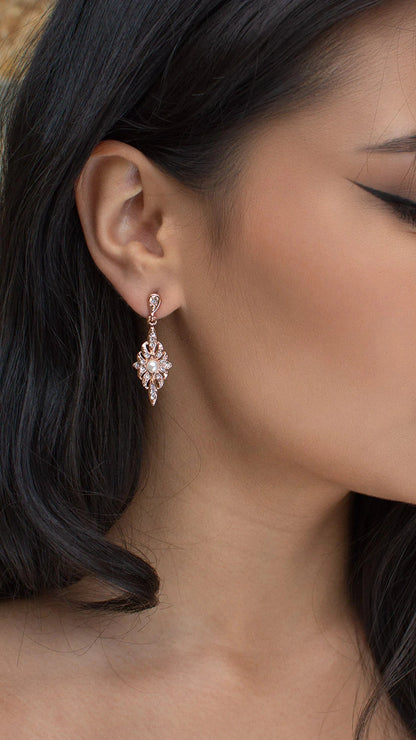 Antoinette Pearl Drop Earring